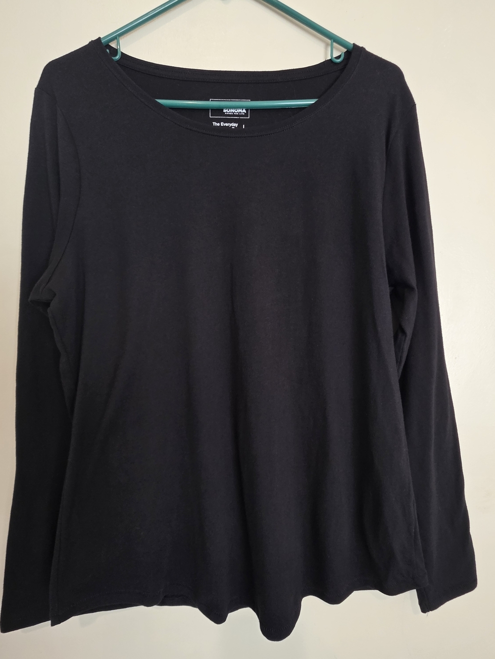 Sonoma Black Long-Sleeve Scoop Neck Women's Top Classic Layer Casual Simple